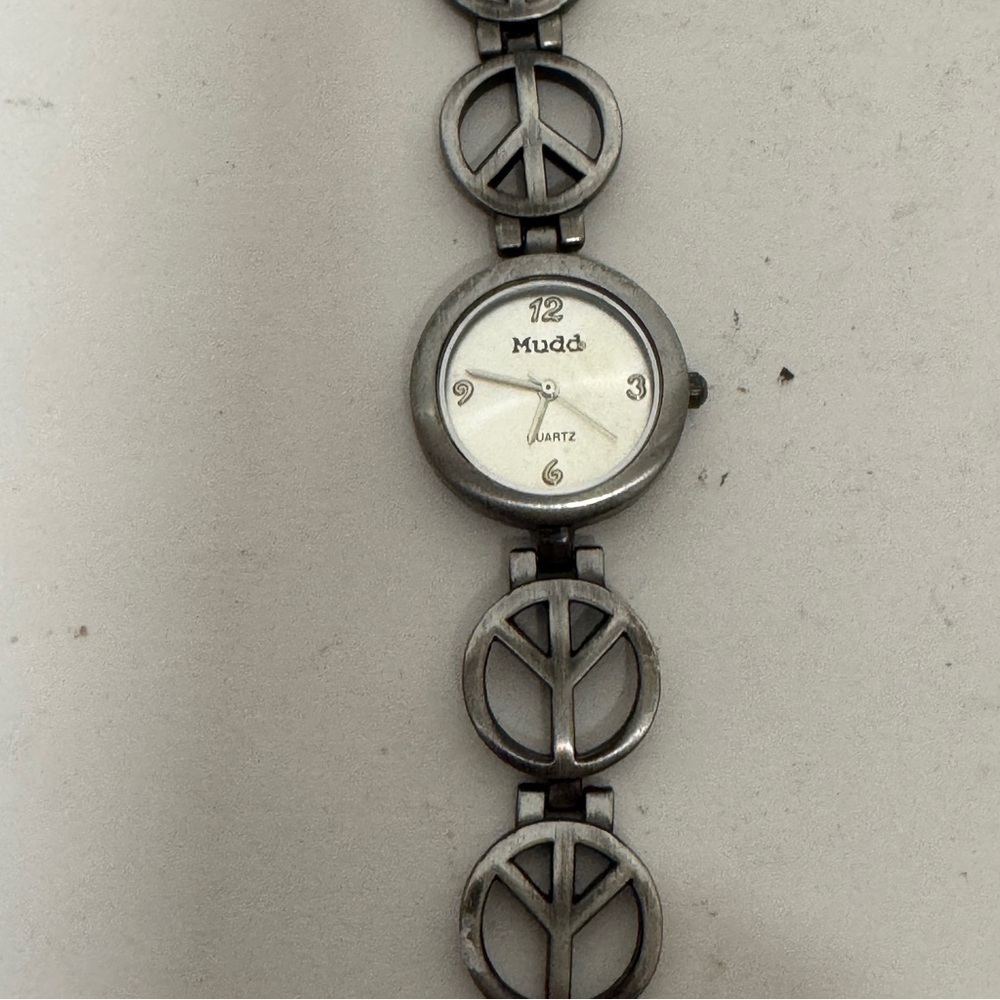 Mudd Vintage Peace Watch